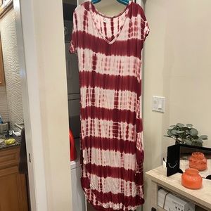 Tie-dye maxi dress